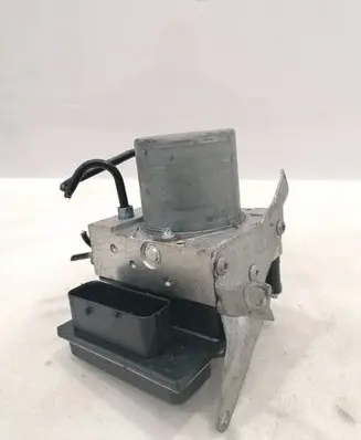 BMW X1 E84 ABS Pump 6860214 8860215