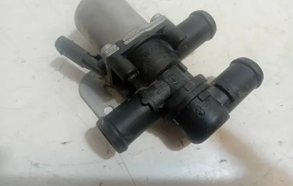 Volkswagen ID.4 Coolant heater control valve 5Q0906457C