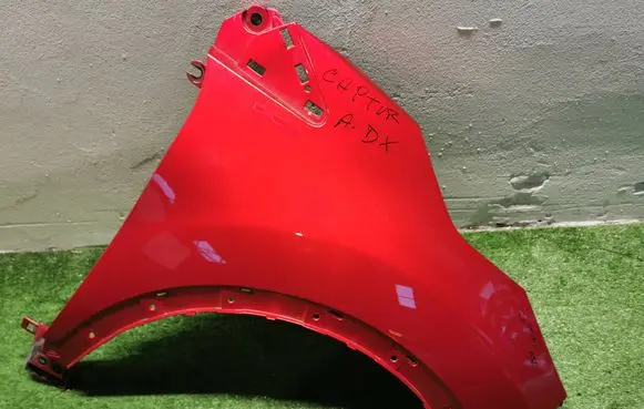 Renault Captur Fender 631001642RDANEK 631001642R