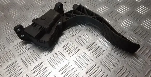 Audi A6 S6 C6 4F Accelerator throttle pedal 4F1721523B 6PV00898407
