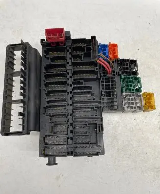 Volkswagen Transporter - Caravelle T4 Fuse box set 357937039