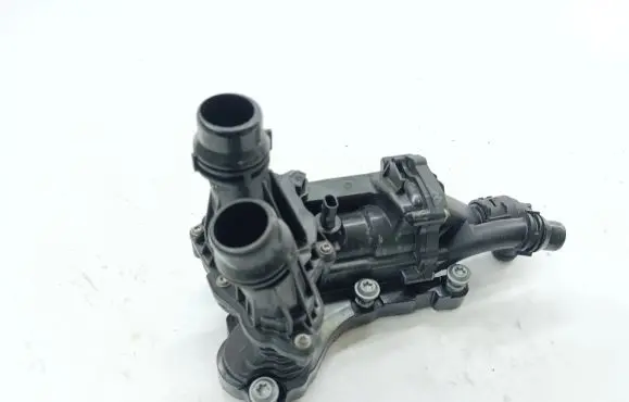 Audi A3 8Y Thermostat/thermostat housing 05L121111Q