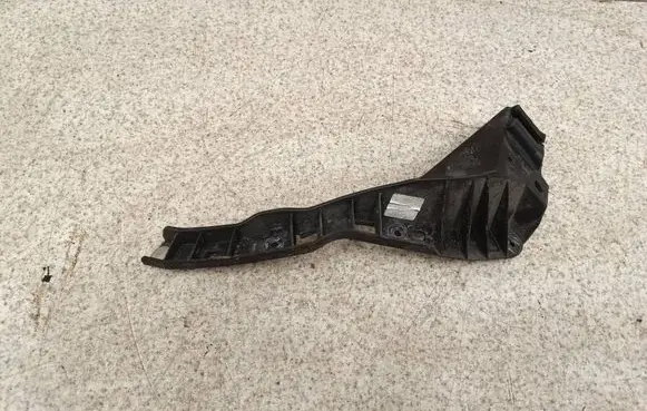 Citroen Relay III Fender mounting bracket 1374289080