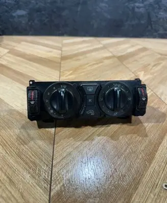Mercedes-Benz CLK A208 C208 Climate control unit 2108302985