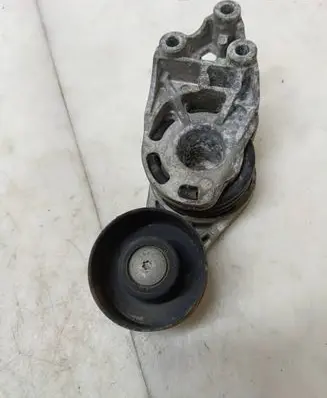 Volkswagen Golf IV Generator/alternator belt tensioner 65235