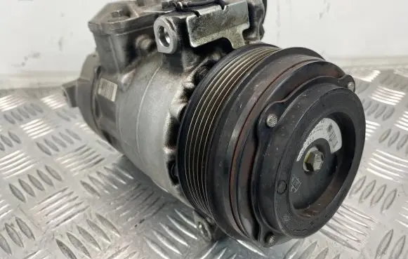 Mercedes-Benz E W212 Air conditioning (A/C) compressor (pump) A0008302600