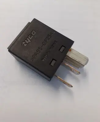 Audi A6 S6 C6 4F Other relay 8Z0951253