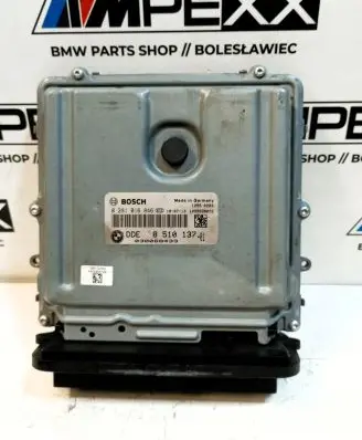 BMW 5 F10 F11 Engine control unit/module ECU 8510137