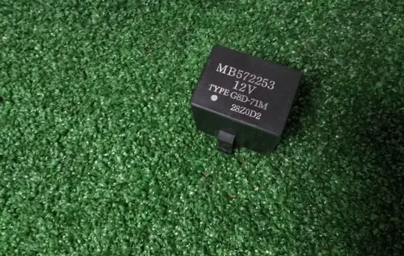 Mitsubishi Galant Other relay MB572253 28Z0D2 G8D71M
