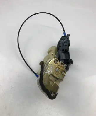Toyota Yaris Coupe door lock (next to the handle) 123456