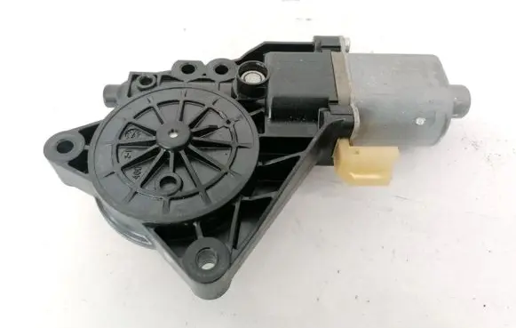 Hyundai Sonata Rear door window regulator motor 0130822652
