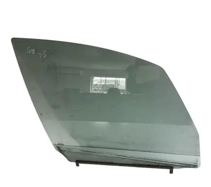Suzuki SX4 Front door window glass four-door
