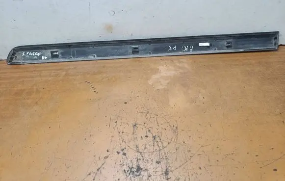 Suzuki Wagon R+ Front door trim (molding) 7754383E00