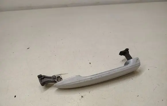 Toyota Land Cruiser (J120) Front door exterior handle