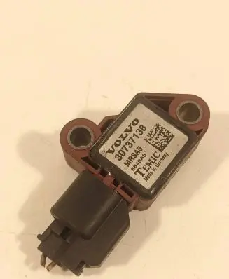 Volvo V70 Airbag deployment crash/impact sensor 30737138 8840A6 MRSA5