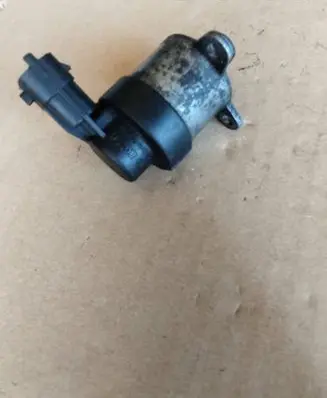 Fuel pressure sensor