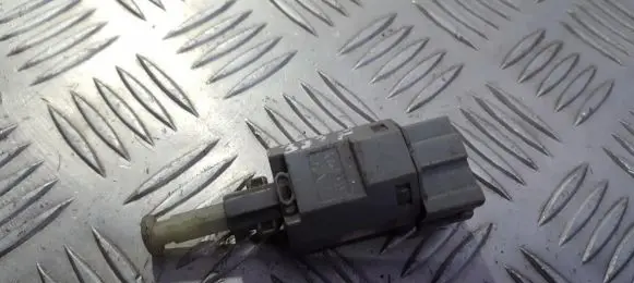 Mazda Premacy Brake pedal sensor switch ga2c6649y