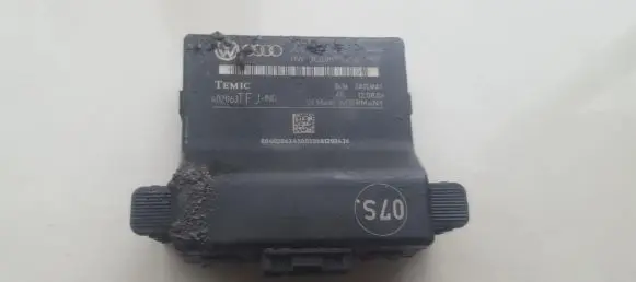 Volkswagen PASSAT B6 Door control unit/module 3C0907530C 3C0907951A