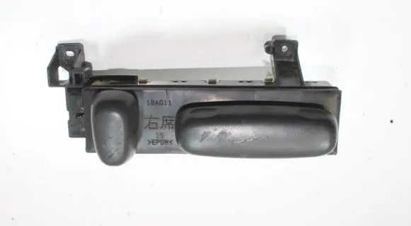 Toyota RAV 4 (XA30) Seat control switch 18A011