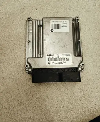 BMW 5 E60 E61 Engine control unit/module 0281015130 7809941 170044355