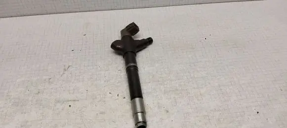 Toyota Verso Fuel injector 230700R100 52020602 FD06FE03