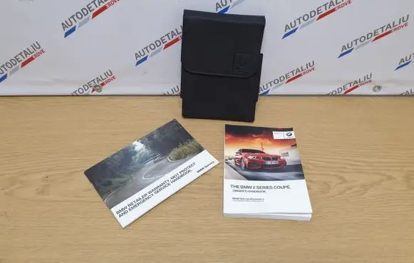 BMW 2 F22 F23 Owners service history hand book 