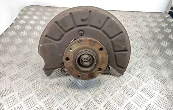 Volkswagen Caddy Front wheel hub