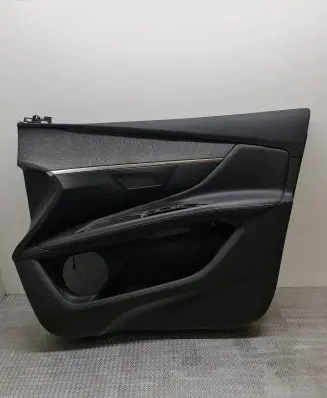 Peugeot 3008 II Front door card panel trim 98157495AU 1123242311