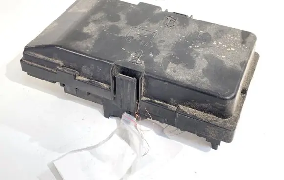 Jeep Cherokee Fuse box set 