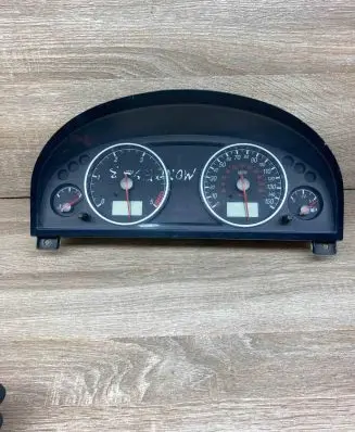 Ford Mondeo Mk III Speedometer (instrument cluster) 1S7F10849