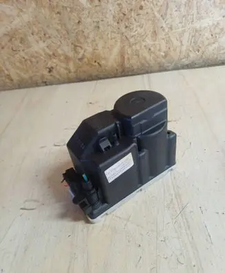 Mercedes-Benz E W124 Central locking vacuum pump 1248001448