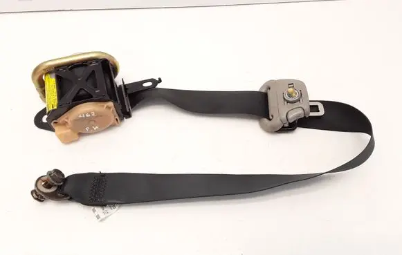 Mitsubishi Lancer Front seatbelt TKAB2EN263 E40432153