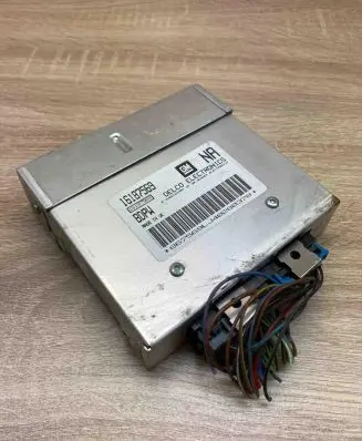 Opel Astra F Engine control unit/module ECU 16187569 WithPlug