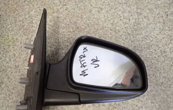 Hyundai Matrix Front door electric wing mirror