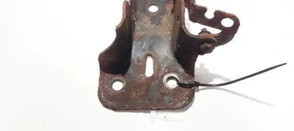 Citroen C2 Bracket in trunk/boot 