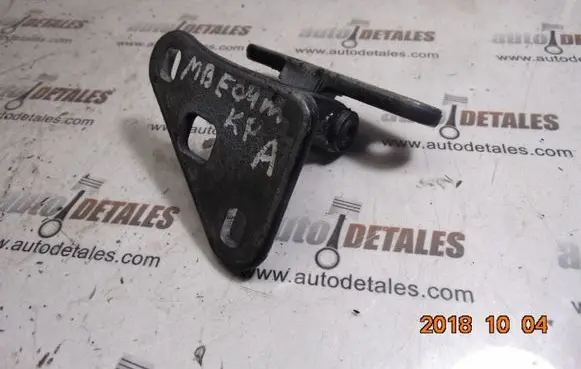 Mercedes-Benz E W211 Front door lower hinge 