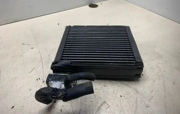 Air conditioning (A/C) radiator (interior)
