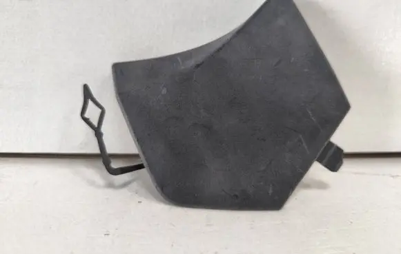 BMW X3 G01 Front tow hook cap/cover 7399897 51117399897