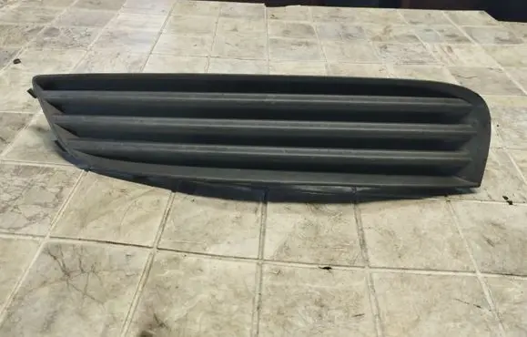 Opel Insignia A Front bumper lower grill 13238328