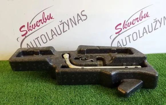 Audi A8 S8 D4 4H Wheel nut wrench 4H0012110G 4H0860251