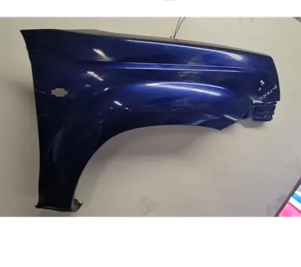 Nissan X-Trail T30 Fender