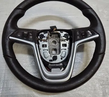 Opel Zafira C Steering wheel 13387037