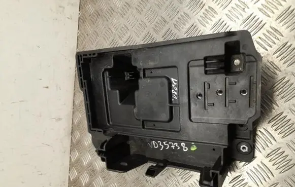 KIA Sportage Battery tray 37150N7000