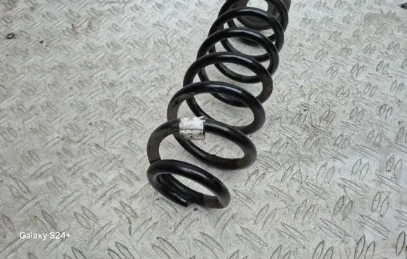 Skoda Octavia Mk3 (5E) Rear coil spring 5Q0511115AL