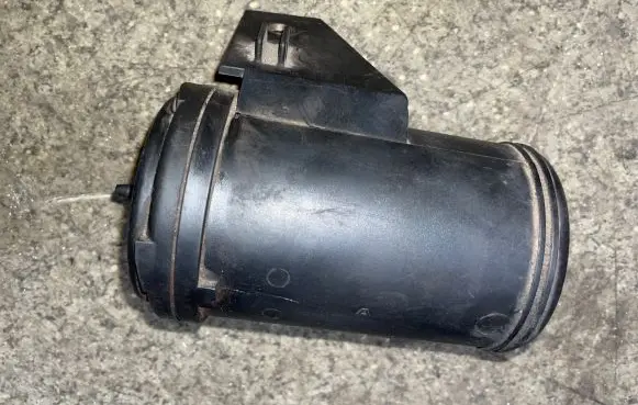 BMW 3 E46 Vacuum air tank 11781740207