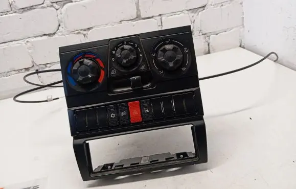 Iveco Daily 35.8 - 9 Climate control unit 112542000