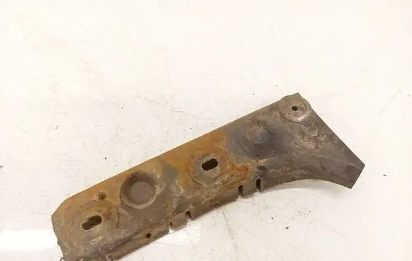 Audi A6 S6 C5 4B Front bumper mounting bracket 4B0807284B