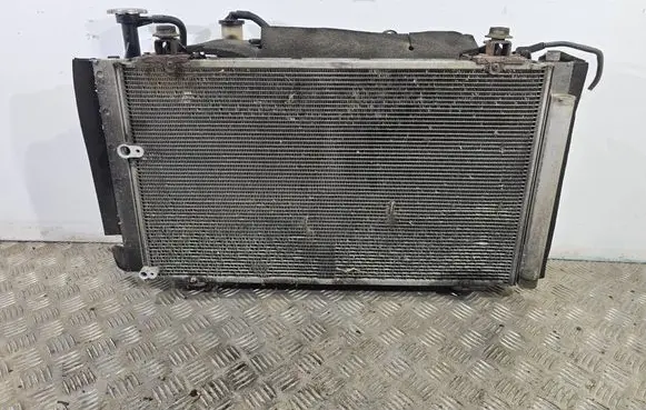 Toyota Prius (XW20) Radiator set 1220700412 2128