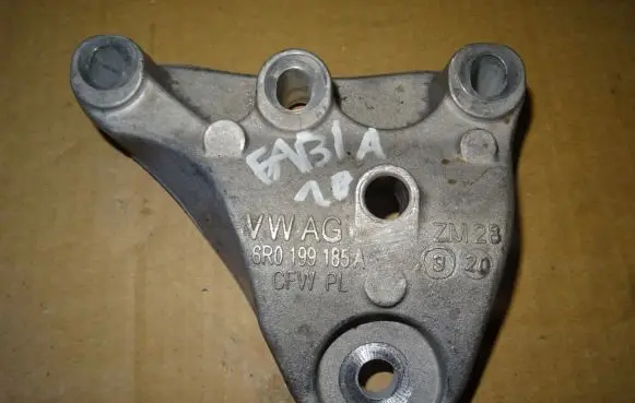 Skoda Fabia Mk3 (NJ) Engine mounting bracket 6R0199185A