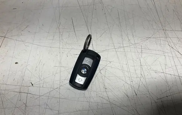 BMW 5 E60 E61 Ignition key/card 